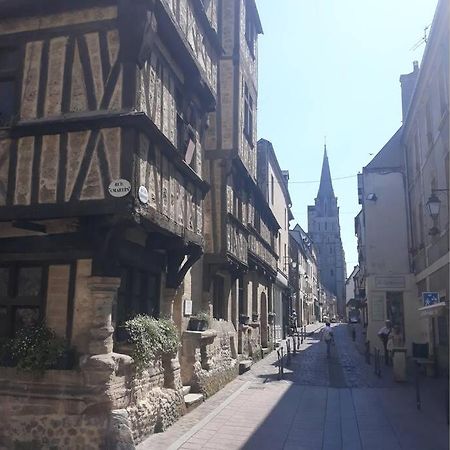 Au Coeur Du Vieux Bayeux, Logement De Charme Daire Dış mekan fotoğraf